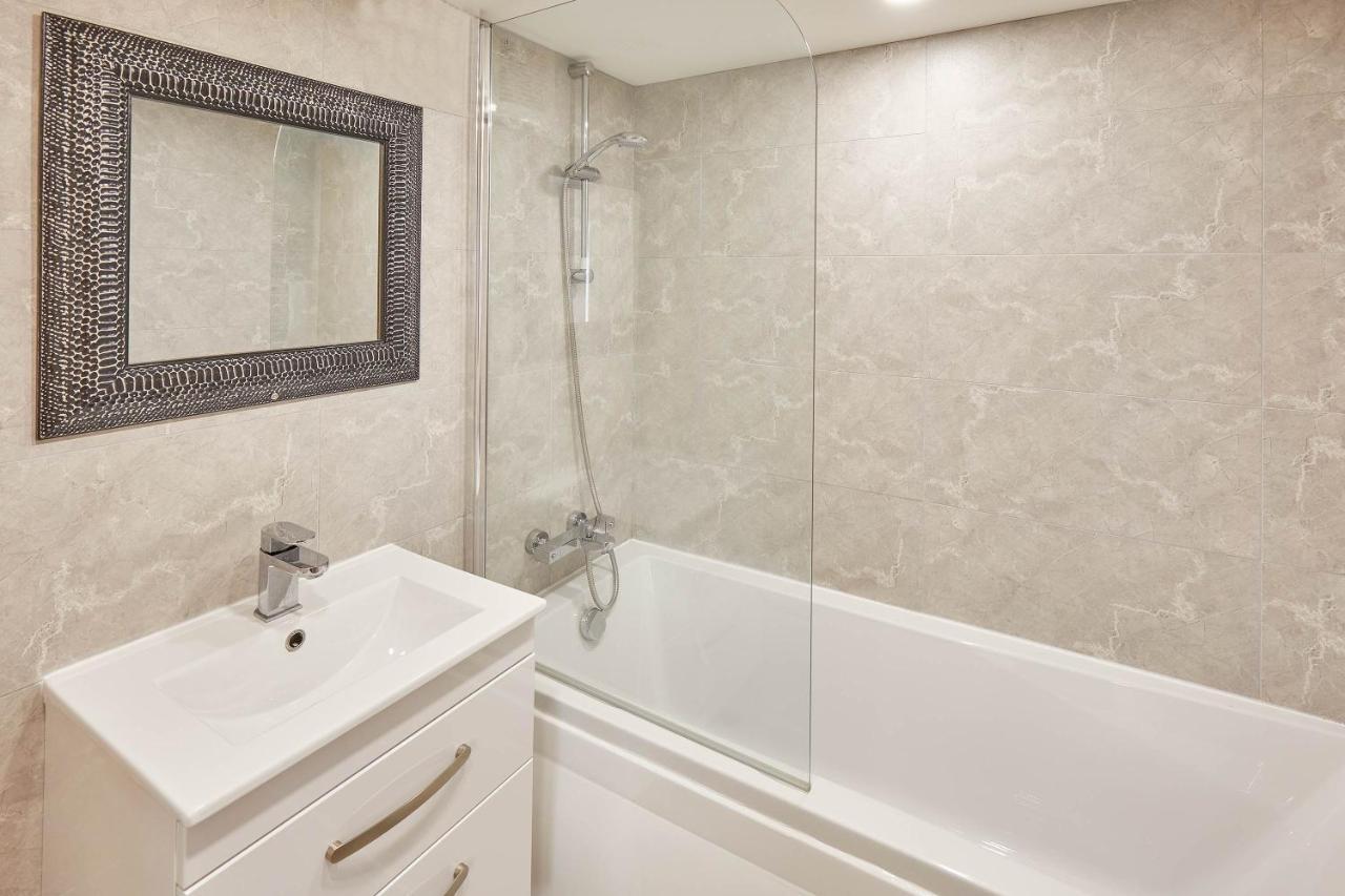 Host & Stay - Lobster Pot Apartment Вітбі Екстер'єр фото